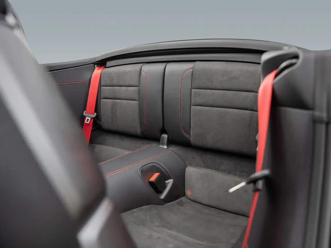 Porsche 911 Carrera 4 GTS Cabriolet - Samsaru's Car Outlet