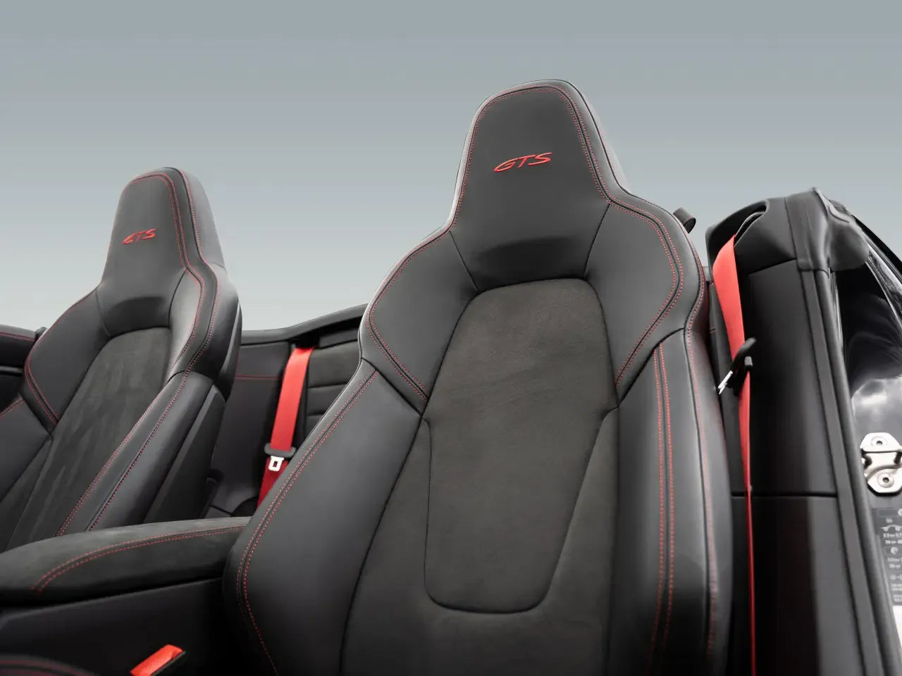 Porsche 911 Carrera 4 GTS Cabriolet - Samsaru's Car Outlet