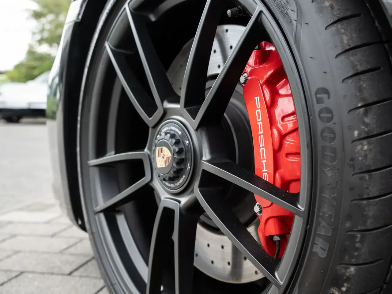 Porsche 911 Carrera 4 GTS Cabriolet - Samsaru's Car Outlet