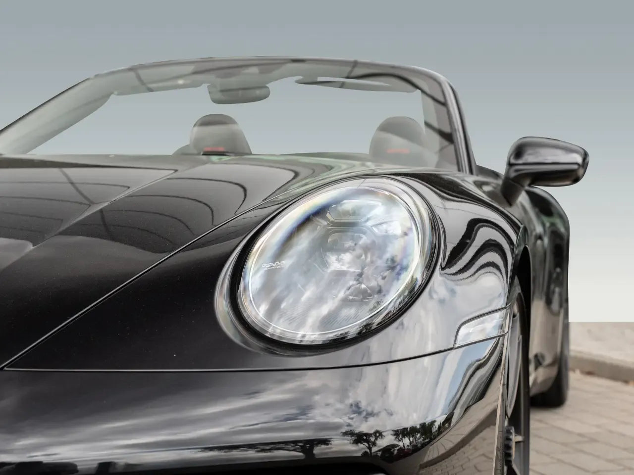 Porsche 911 Carrera 4 GTS Cabriolet - Samsaru's Car Outlet