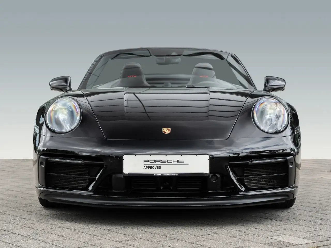 Porsche 911 Carrera 4 GTS Cabriolet - Samsaru's Car Outlet