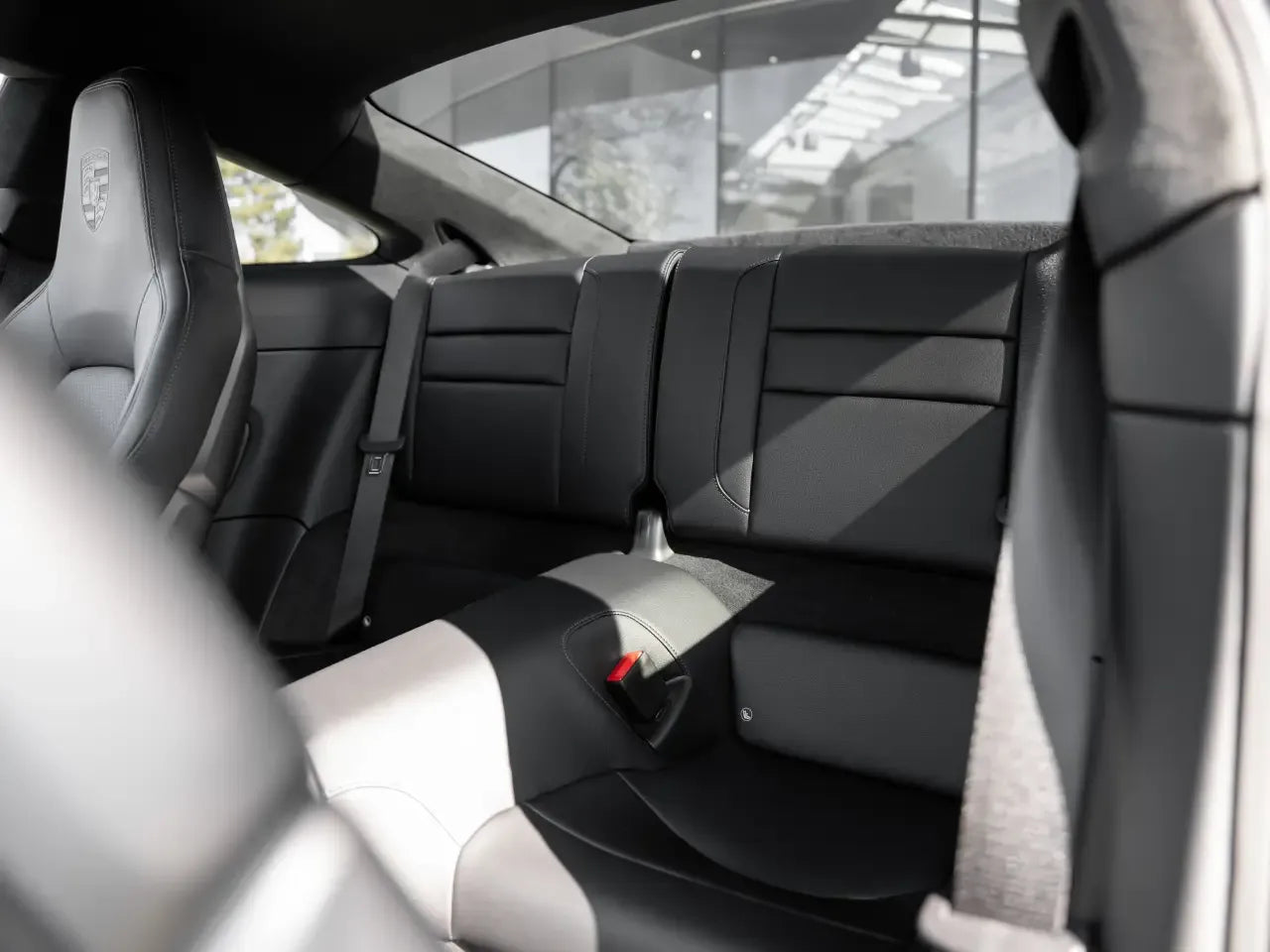Porsche 911 Carrera (992 II) - Samsaru's Car Outlet