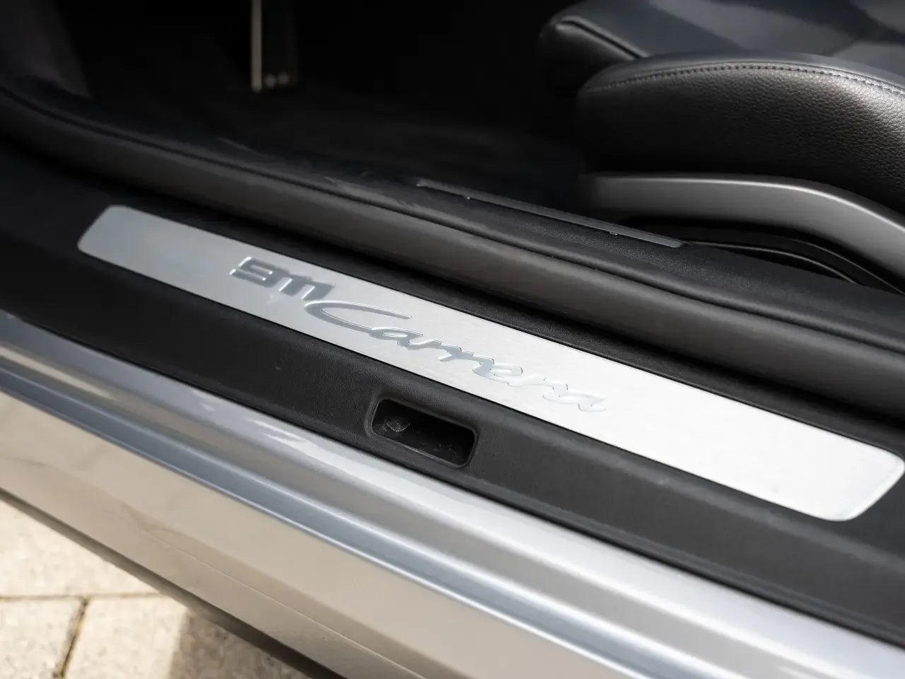 Porsche 911 Carrera Cabriolet (992 I) - Samsaru's Car Outlet