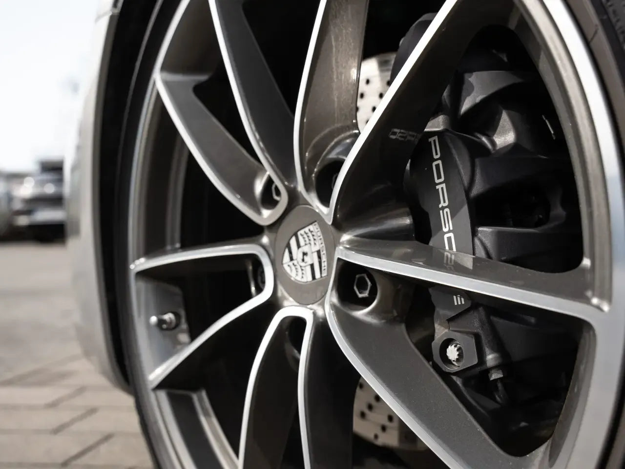 Porsche 911 Carrera Cabriolet (992 I) - Samsaru's Car Outlet