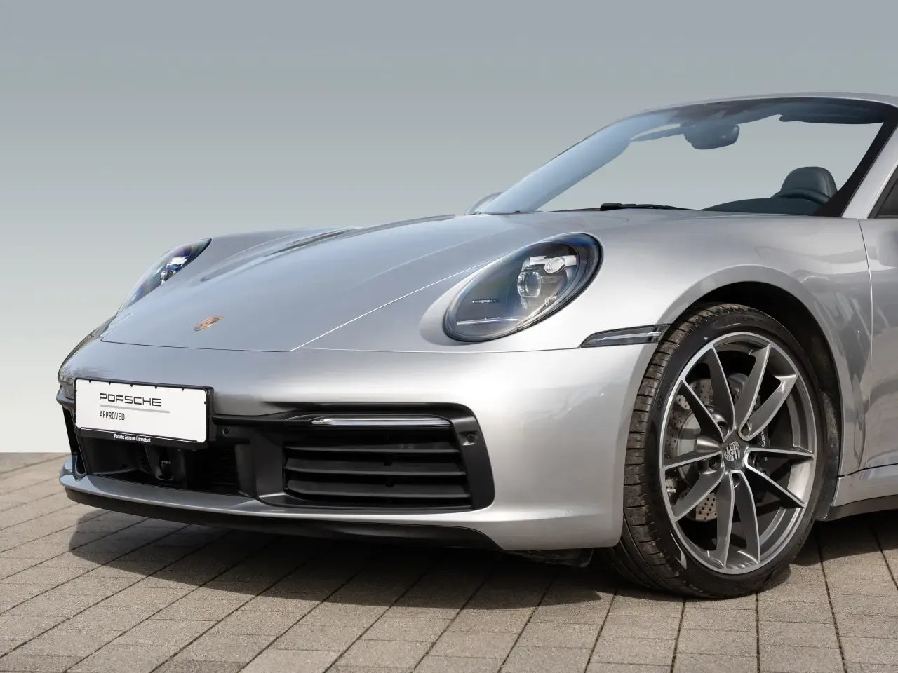 Porsche 911 Carrera Cabriolet (992 I) - Samsaru's Car Outlet