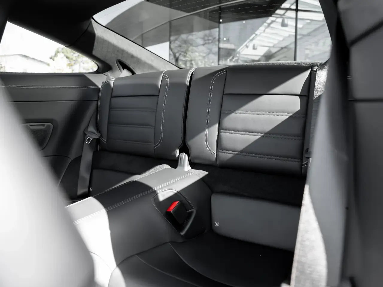 Porsche 911 Carrera S (992 II) Black - Samsaru's Car Outlet