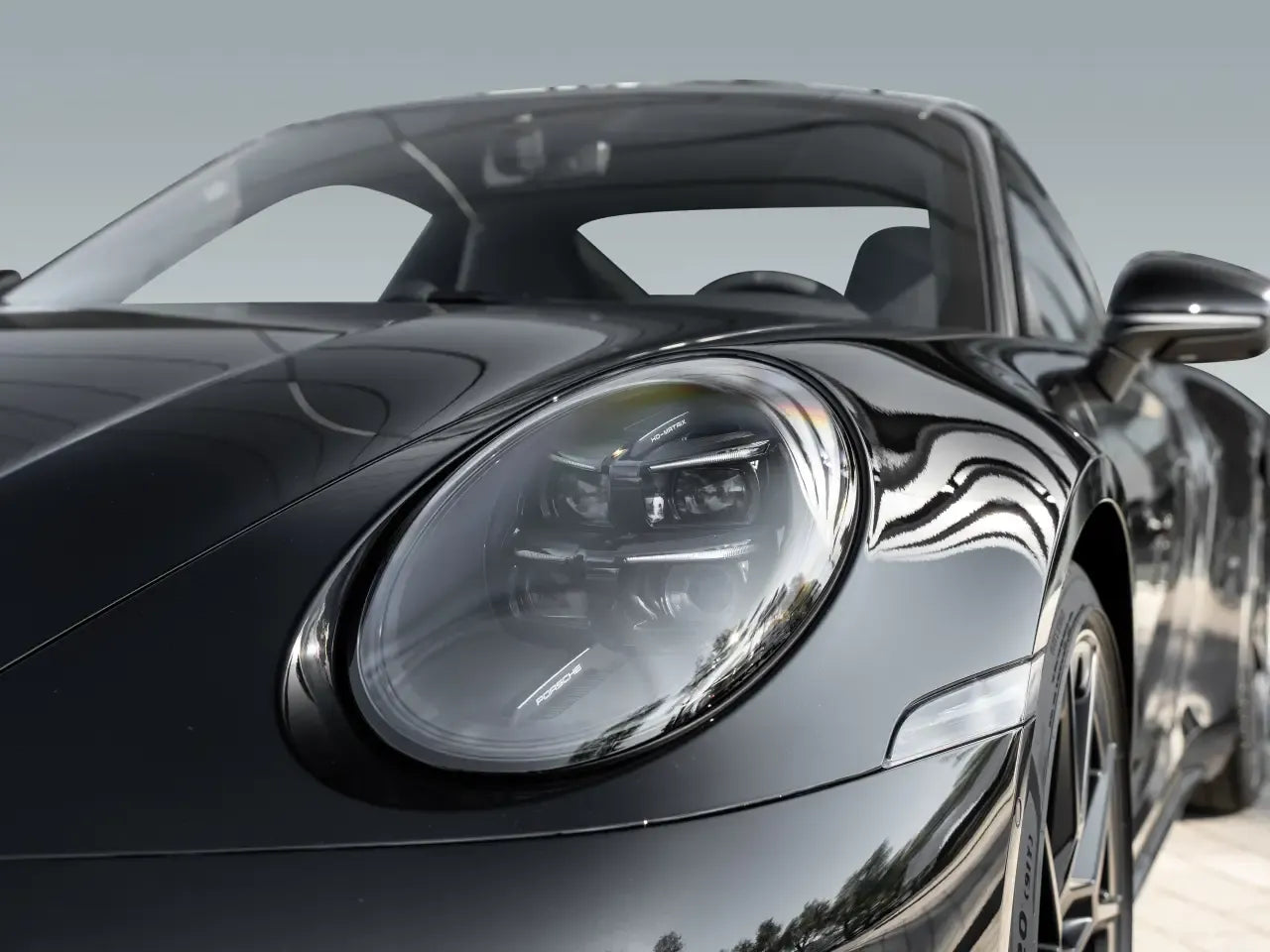Porsche 911 Carrera S (992 II) Black - Samsaru's Car Outlet