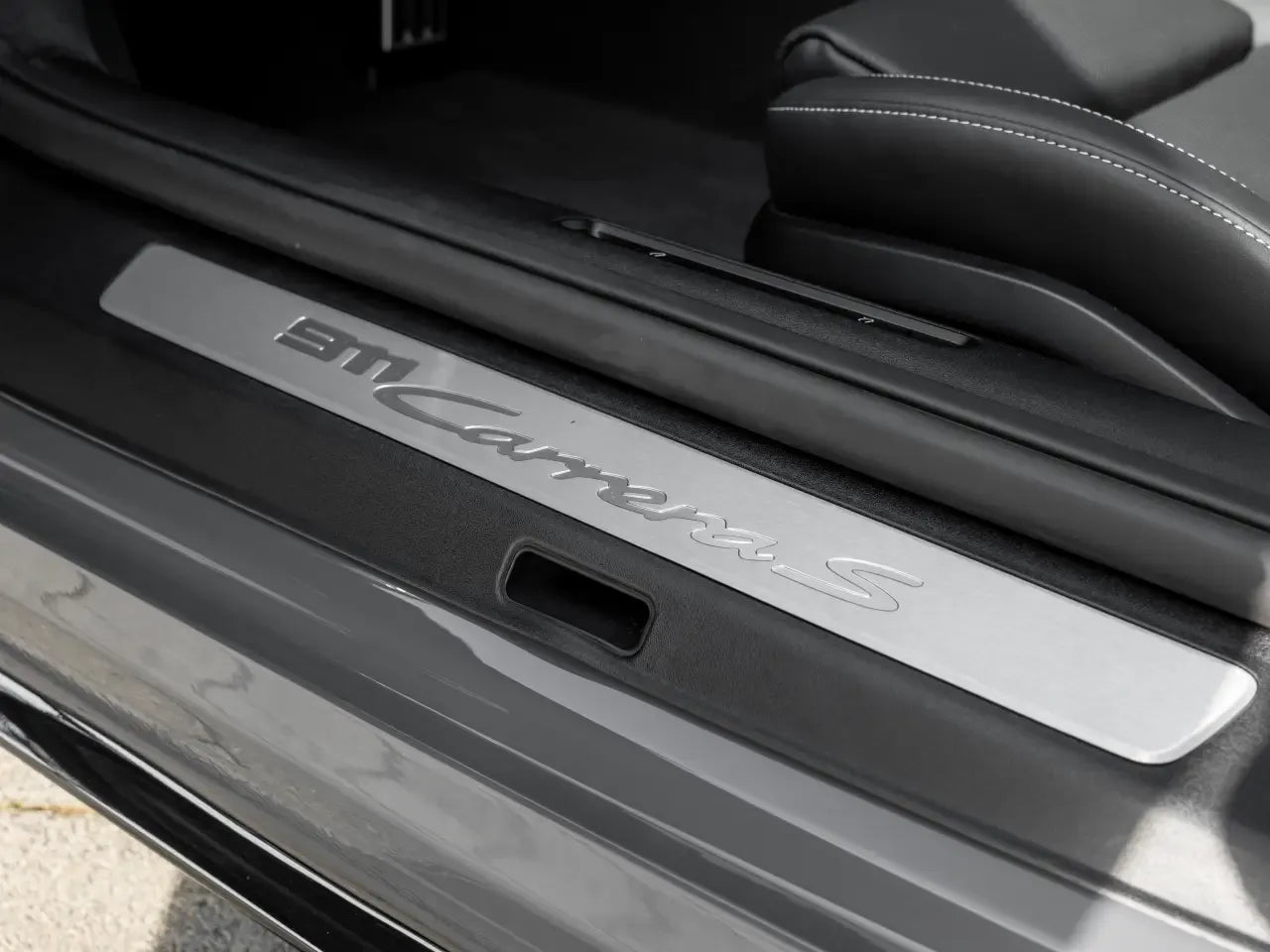 Porsche 911 Carrera S (992 II) Silver - Samsaru's Car Outlet
