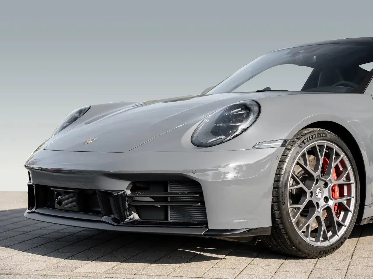 Porsche 911 Carrera S (992 II) Silver - Samsaru's Car Outlet