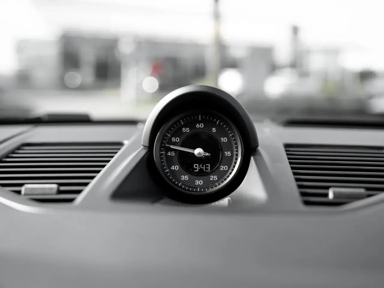 Porsche 911 Carrera S (992 II) Silver - Samsaru's Car Outlet