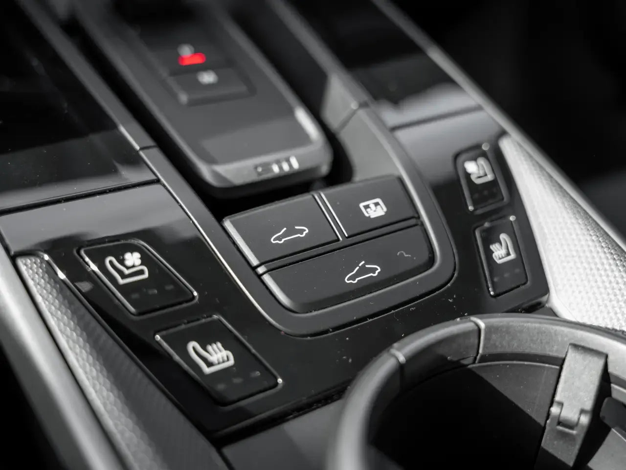Porsche 911 Carrera S (992 II) Silver - Samsaru's Car Outlet