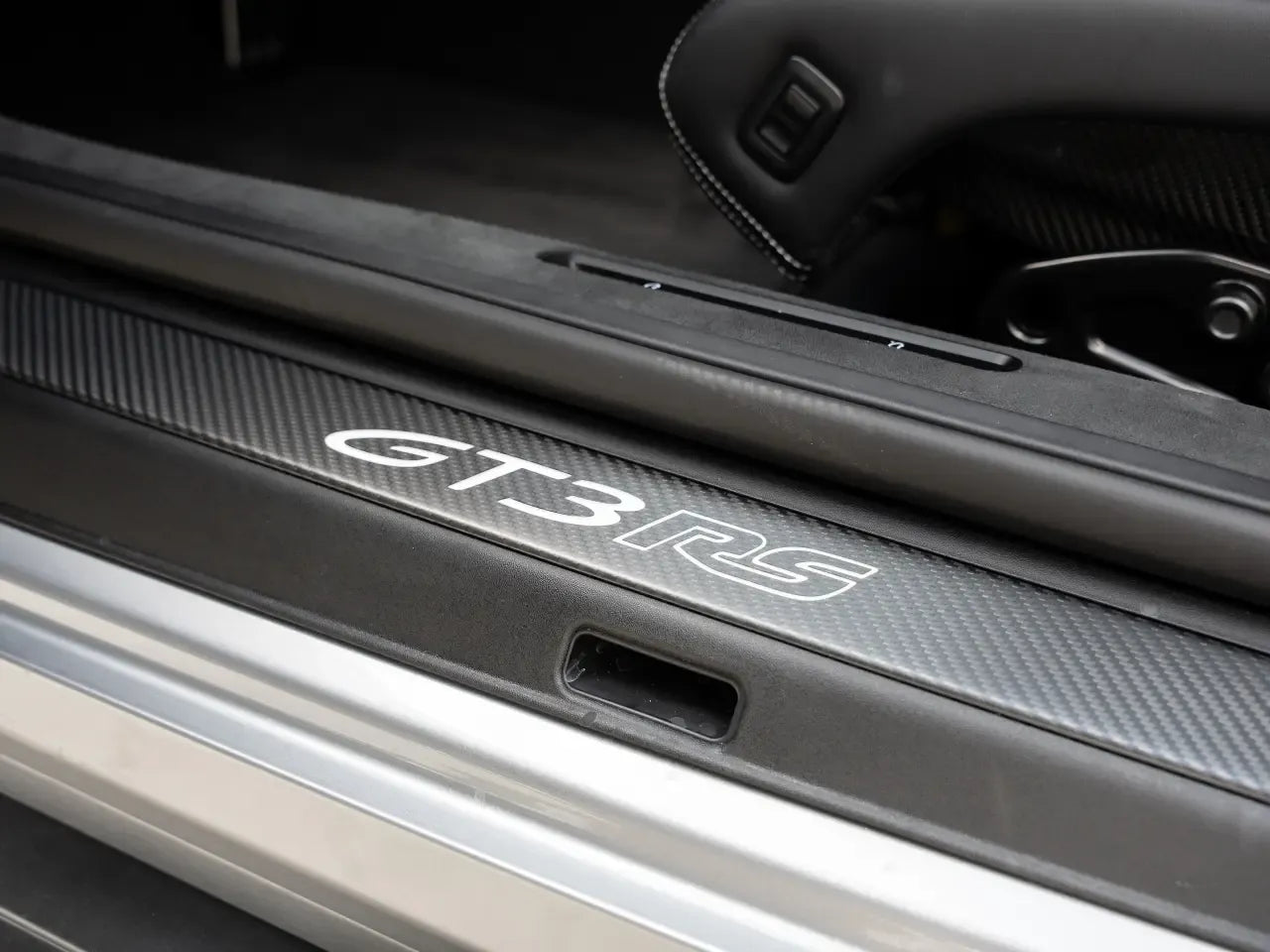Porsche 911 GT3 RS (992 I) - Samsaru's Car Outlet