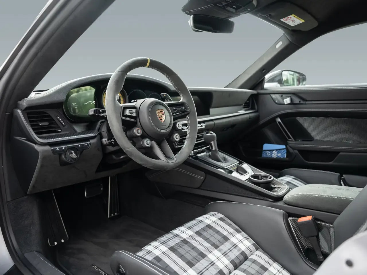 Porsche 911 GT3 RS (992 I) - Samsaru's Car Outlet