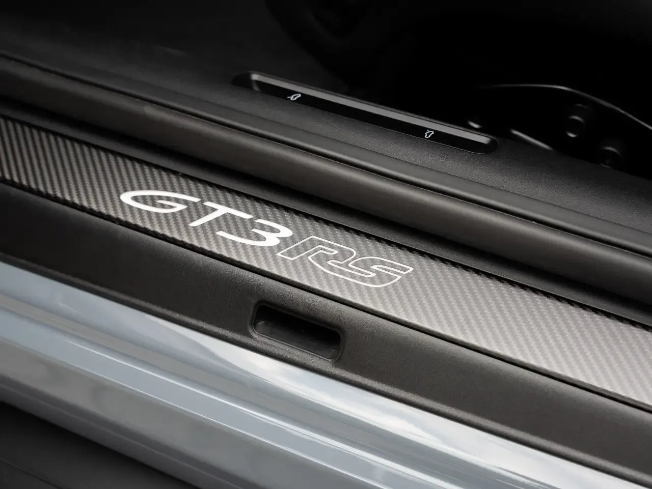 Porsche 911 GT3 RS (992 I) - Samsaru's Car Outlet