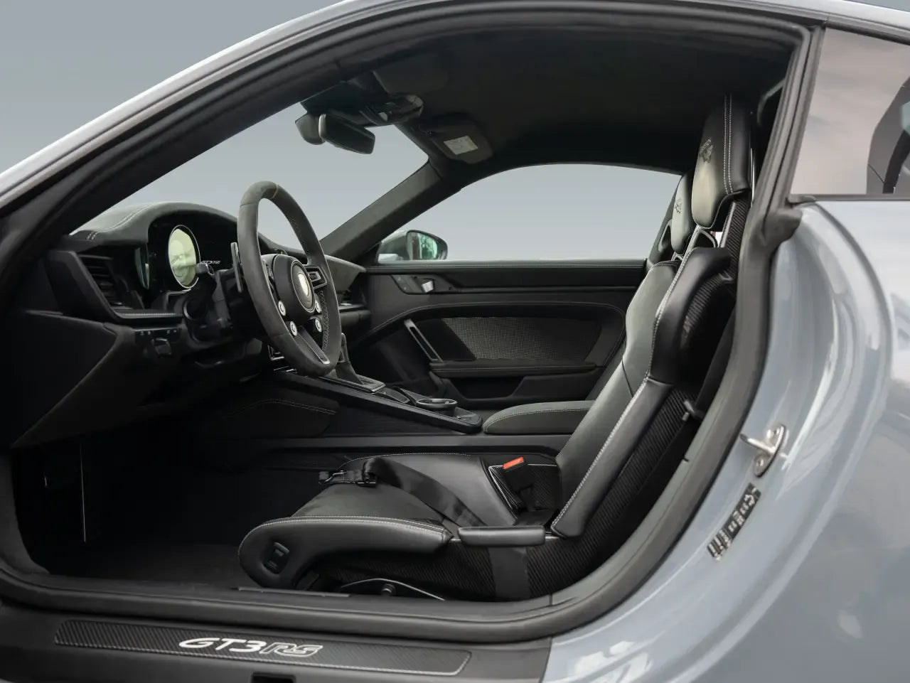 Porsche 911 GT3 RS (992 I) - Samsaru's Car Outlet
