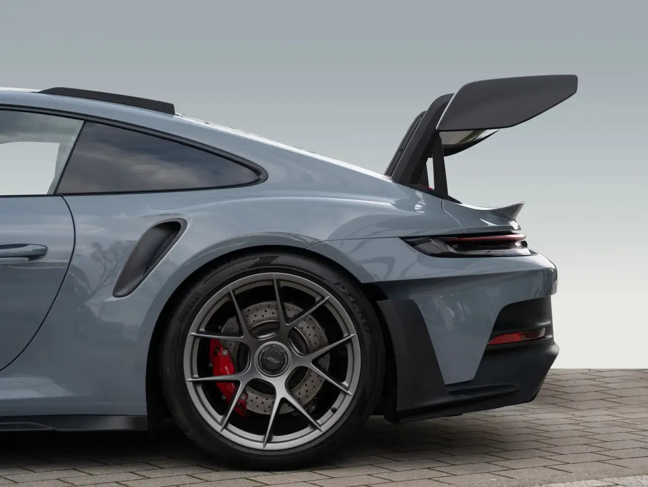 Porsche 911 GT3 RS (992 I) - Samsaru's Car Outlet
