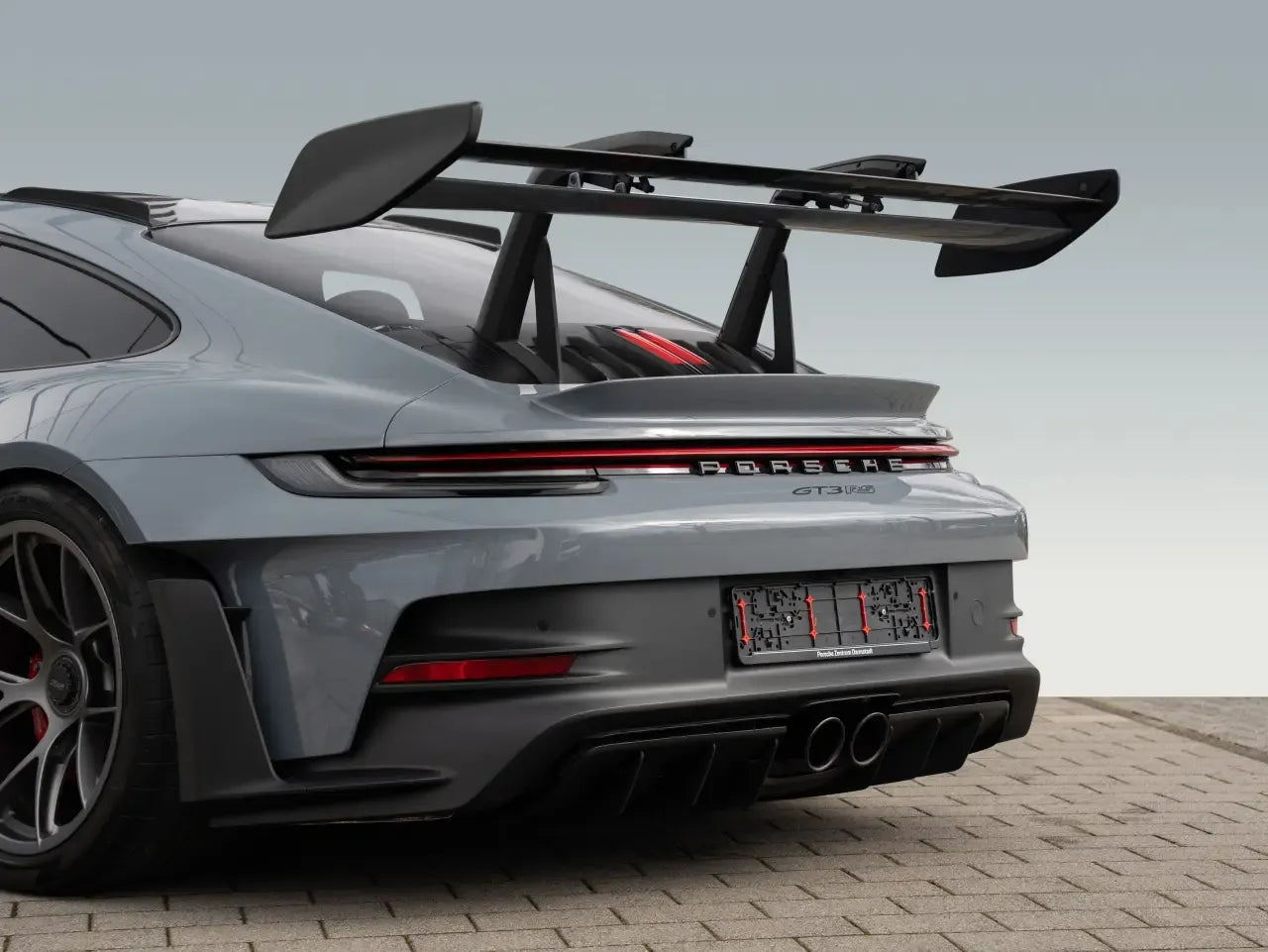 Porsche 911 GT3 RS (992 I) - Samsaru's Car Outlet