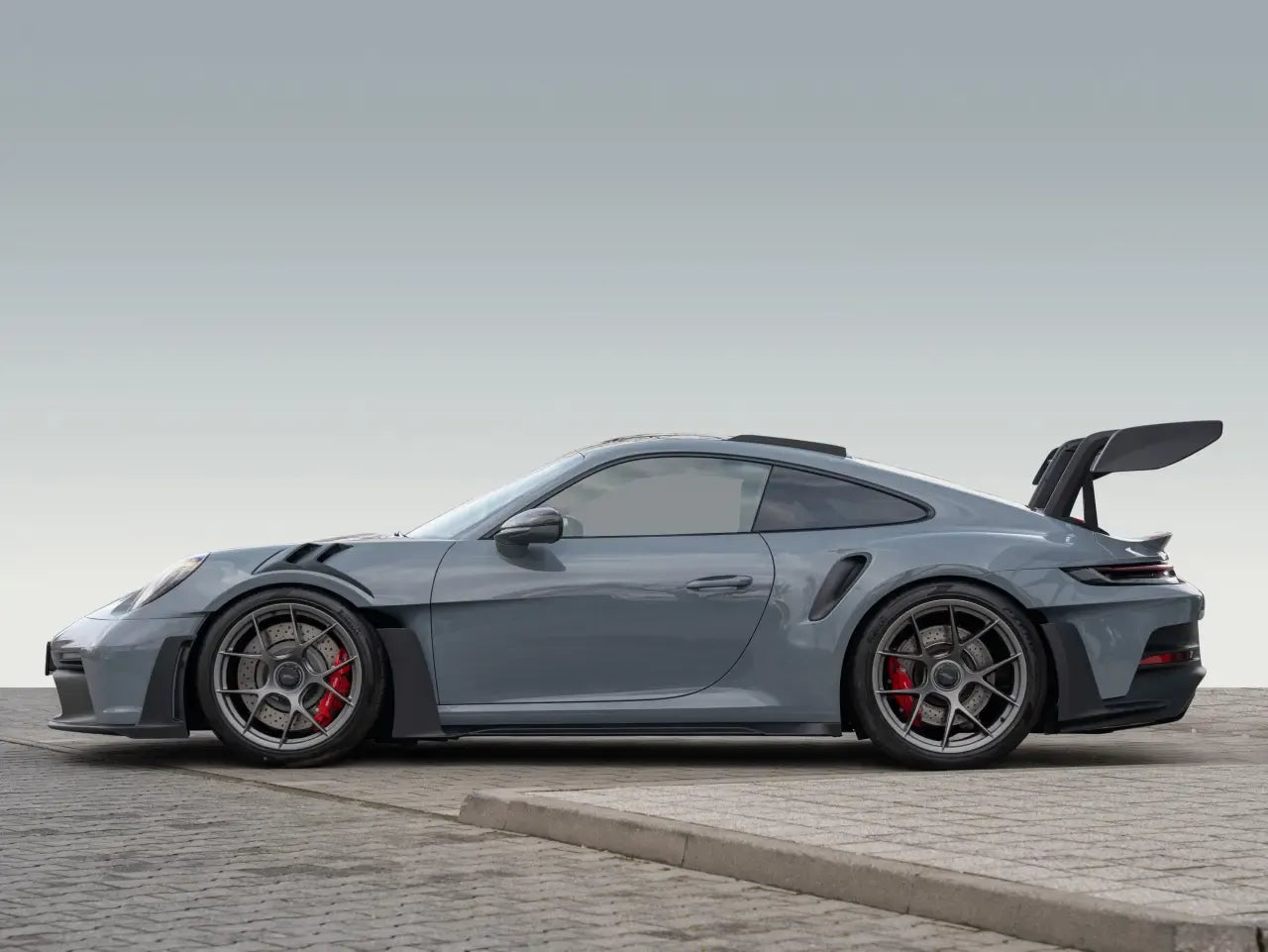 Porsche 911 GT3 RS (992 I) - Samsaru's Car Outlet
