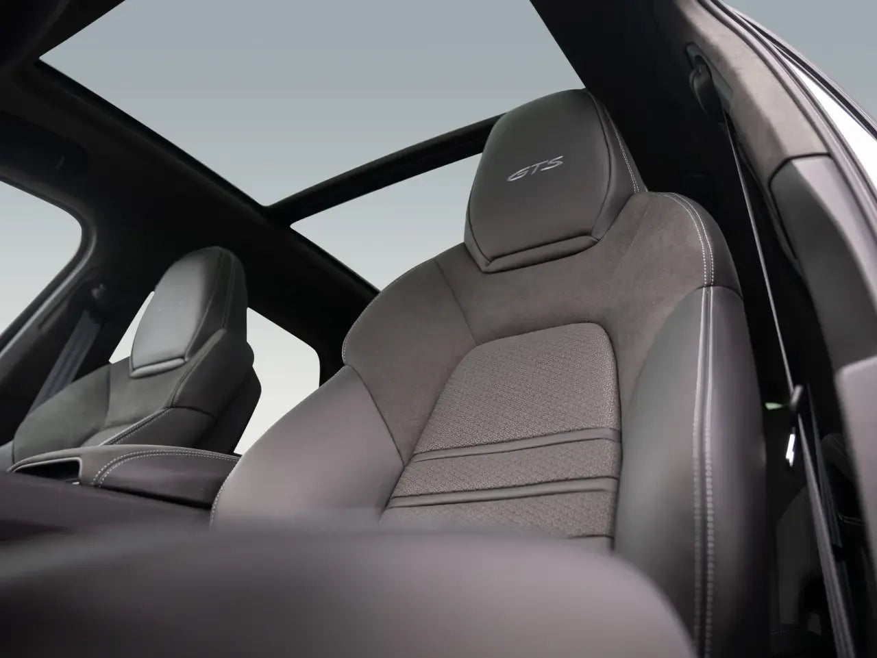 Porsche Cayenne GTS - Samsaru's Car Outlet