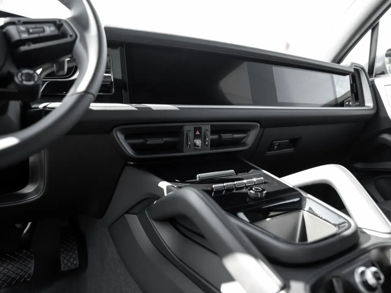 Porsche Cayenne - Samsaru's Car Outlet