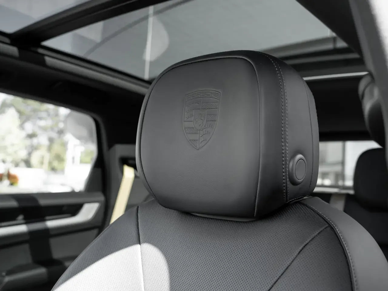 Porsche Cayenne - Samsaru's Car Outlet