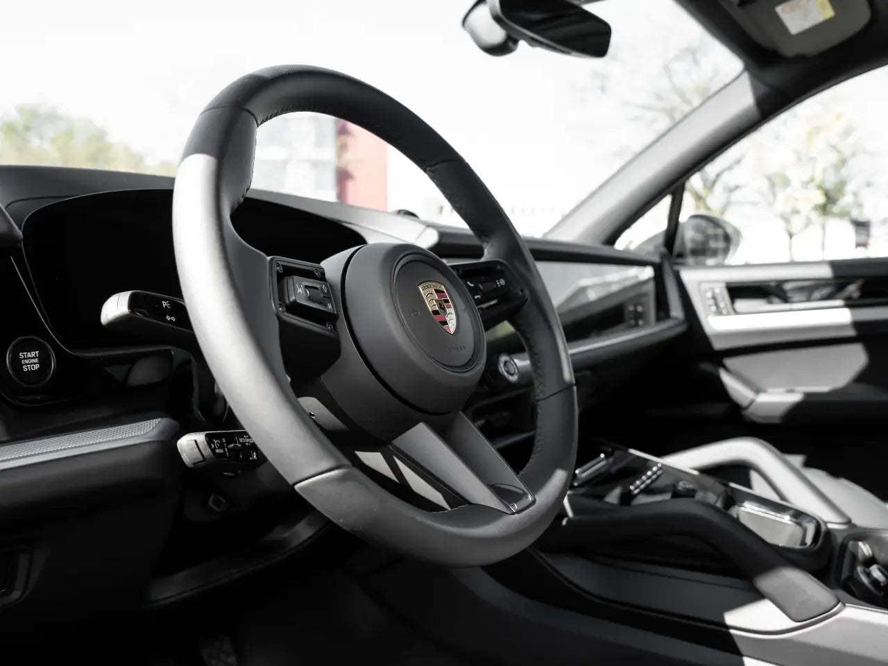 Porsche Cayenne - Samsaru's Car Outlet