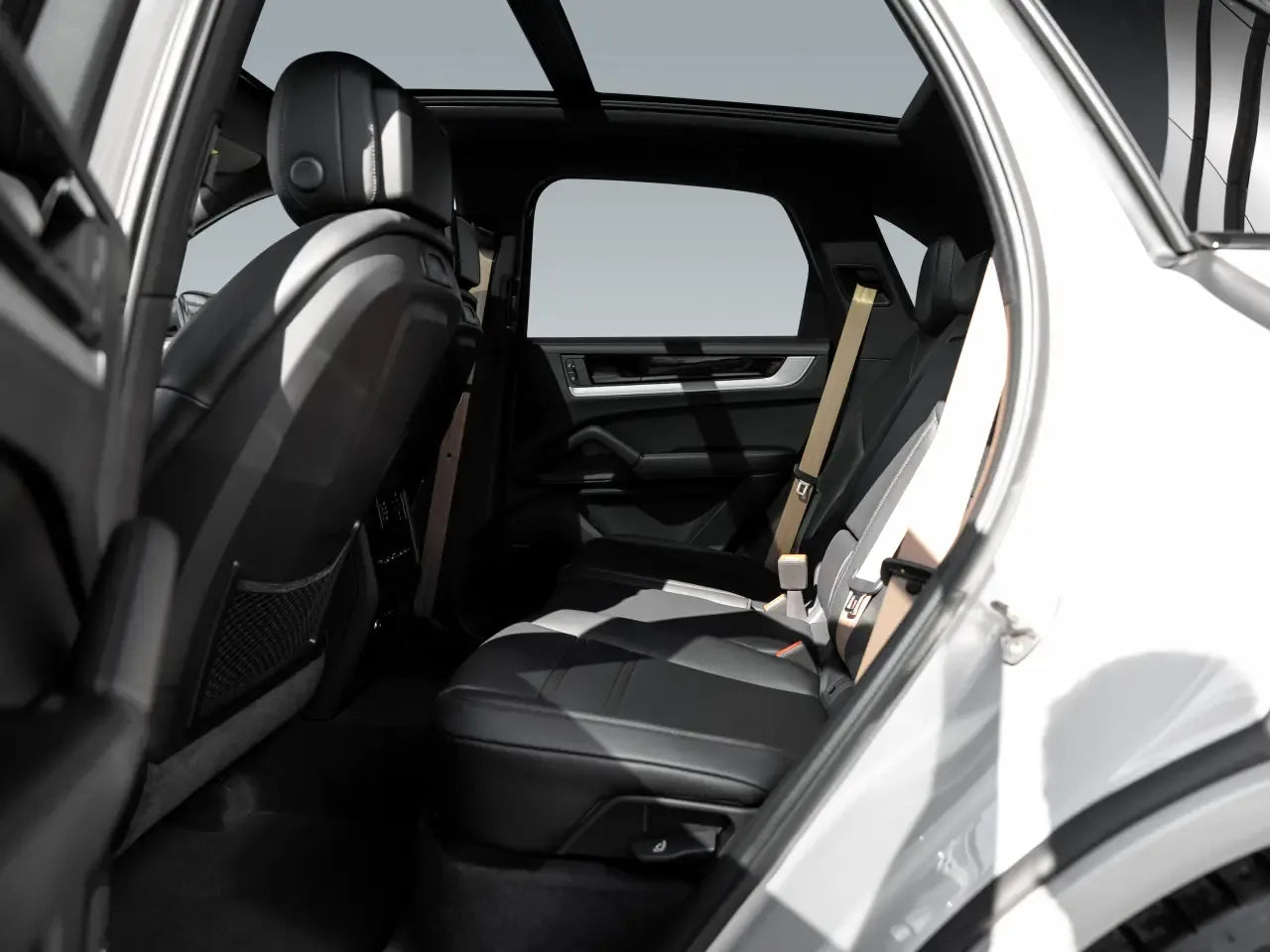 Porsche Cayenne - Samsaru's Car Outlet