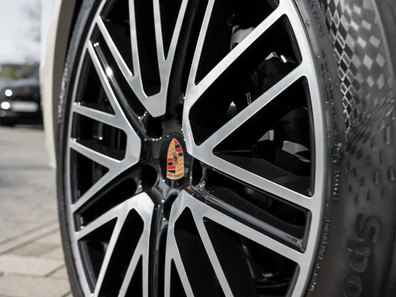 Porsche Cayenne - Samsaru's Car Outlet