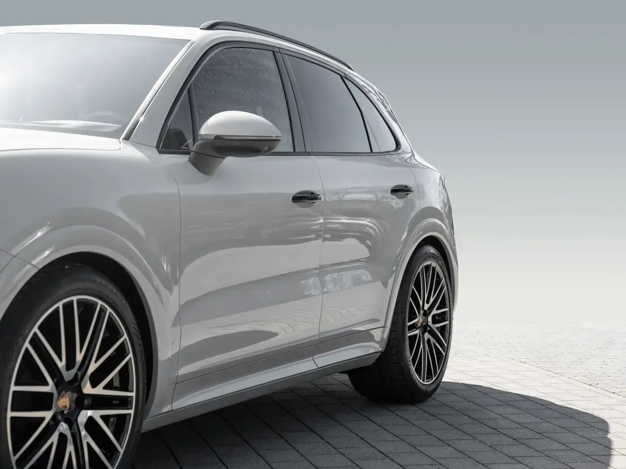 Porsche Cayenne - Samsaru's Car Outlet