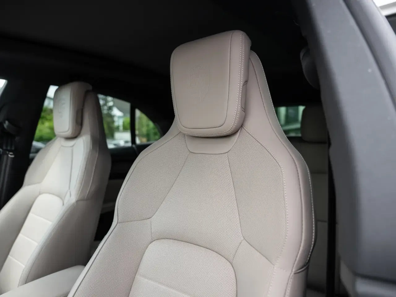 Porsche Macan 4S - Electric - Samsaru's Car Outlet