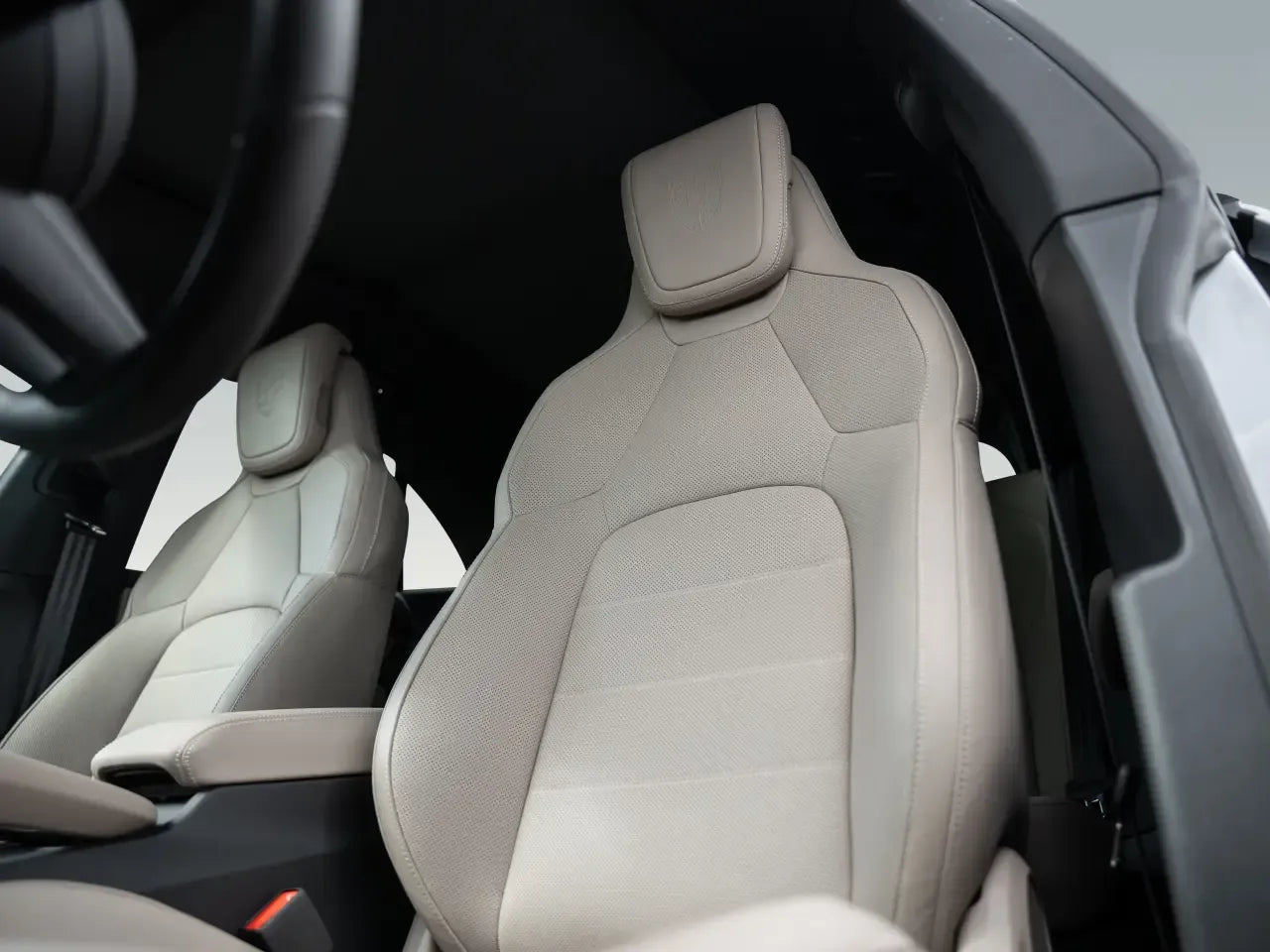 Porsche Macan 4S - Electric - Samsaru's Car Outlet