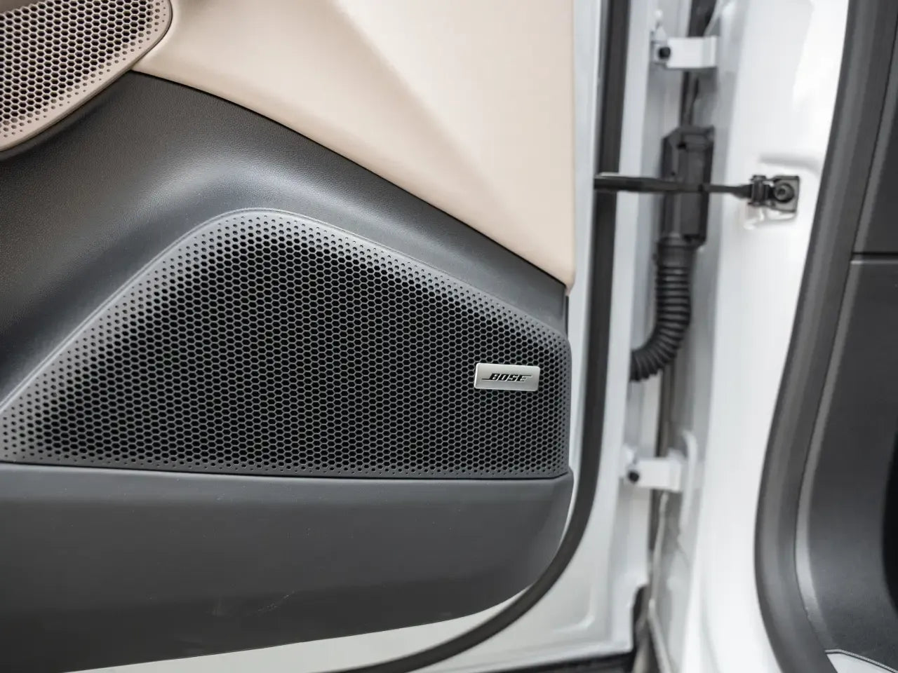Porsche Macan 4S - Electric - Samsaru's Car Outlet