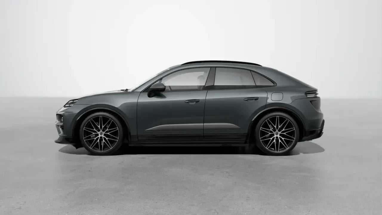 Porsche Macan Turbo Black - Electric - Samsaru's Car Outlet
