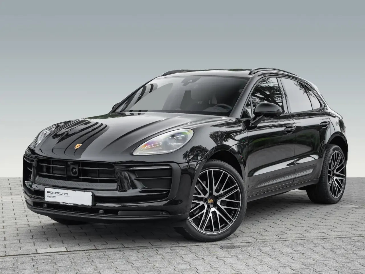 Porsche Macan 2.0 Benzina 265cp - Samsaru's Car Outlet