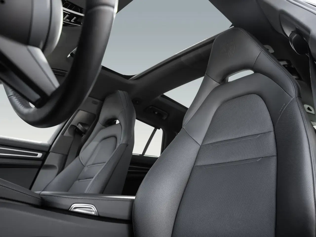 Porsche Panamera 4 E-Hybrid Sport Turismo - Samsaru's Car Outlet