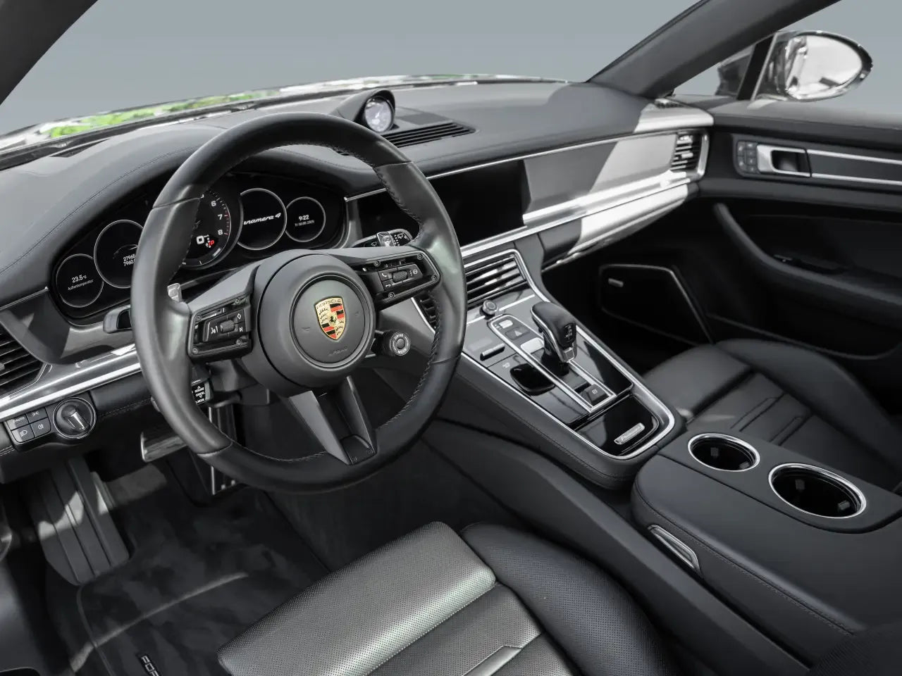 Porsche Panamera 4 E-Hybrid Sport Turismo - Samsaru's Car Outlet