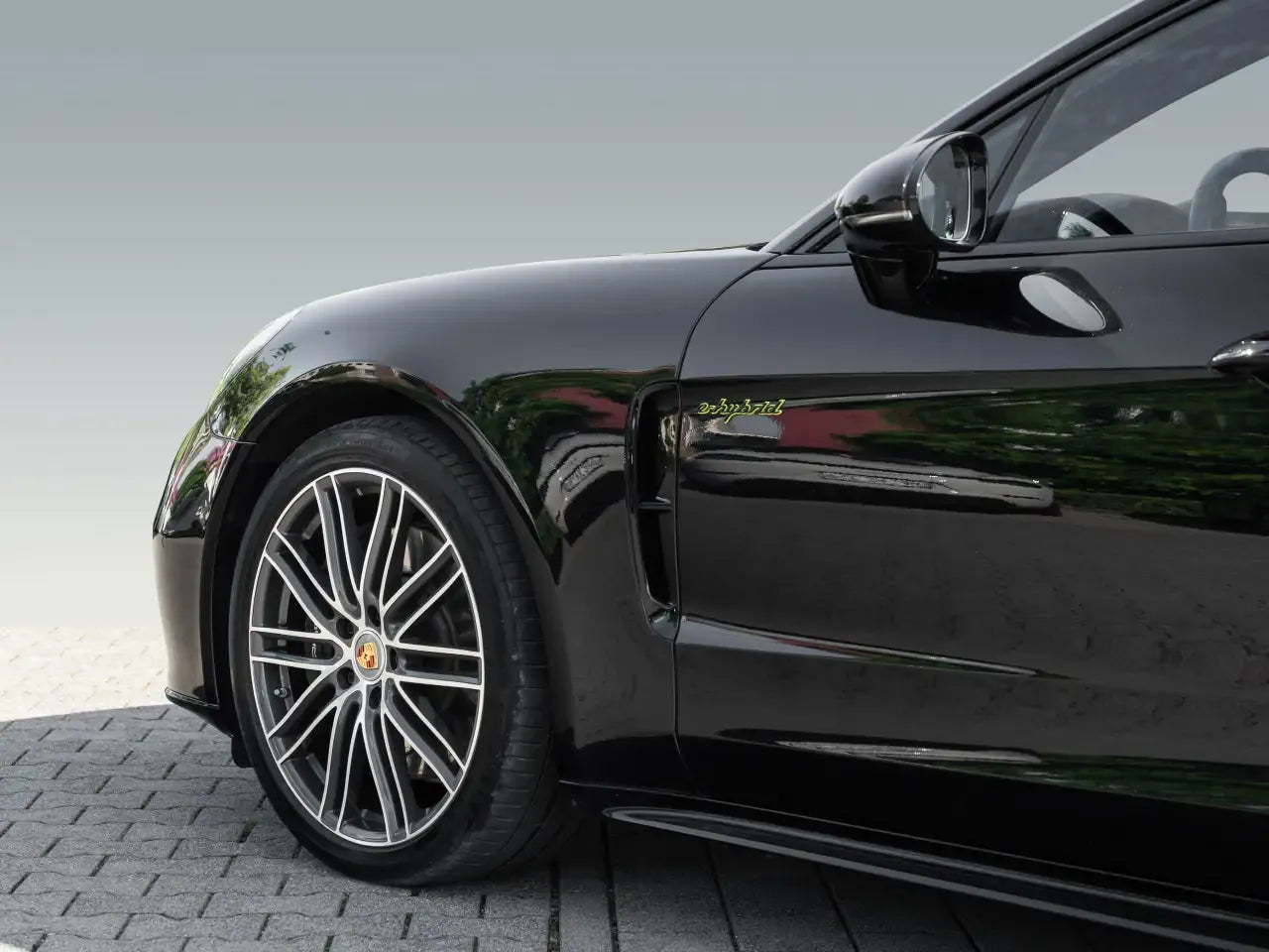 Porsche Panamera 4 E-Hybrid Sport Turismo - Samsaru's Car Outlet