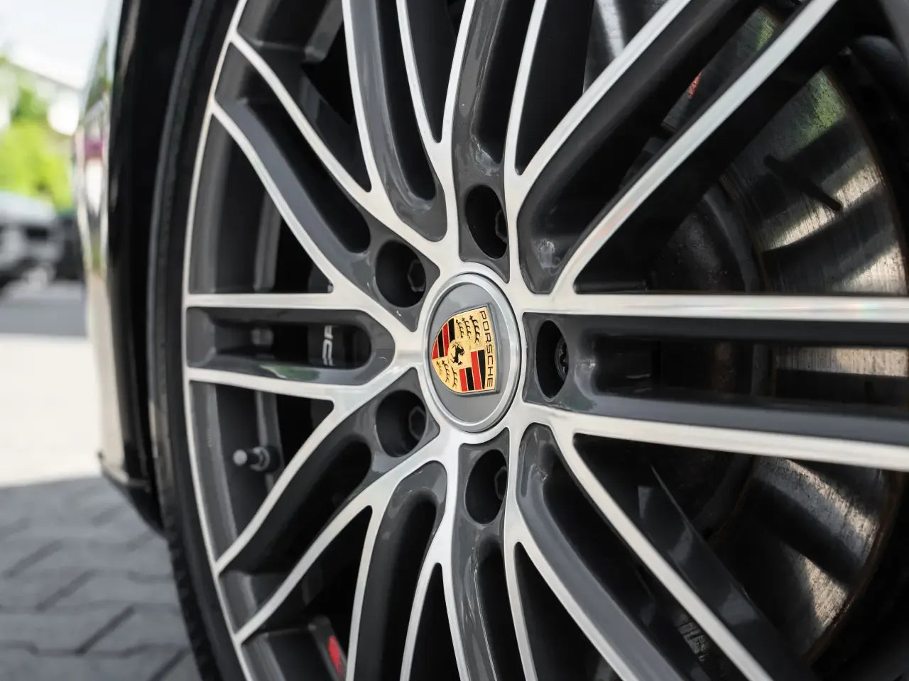 Porsche Panamera 4 E-Hybrid Sport Turismo - Samsaru's Car Outlet