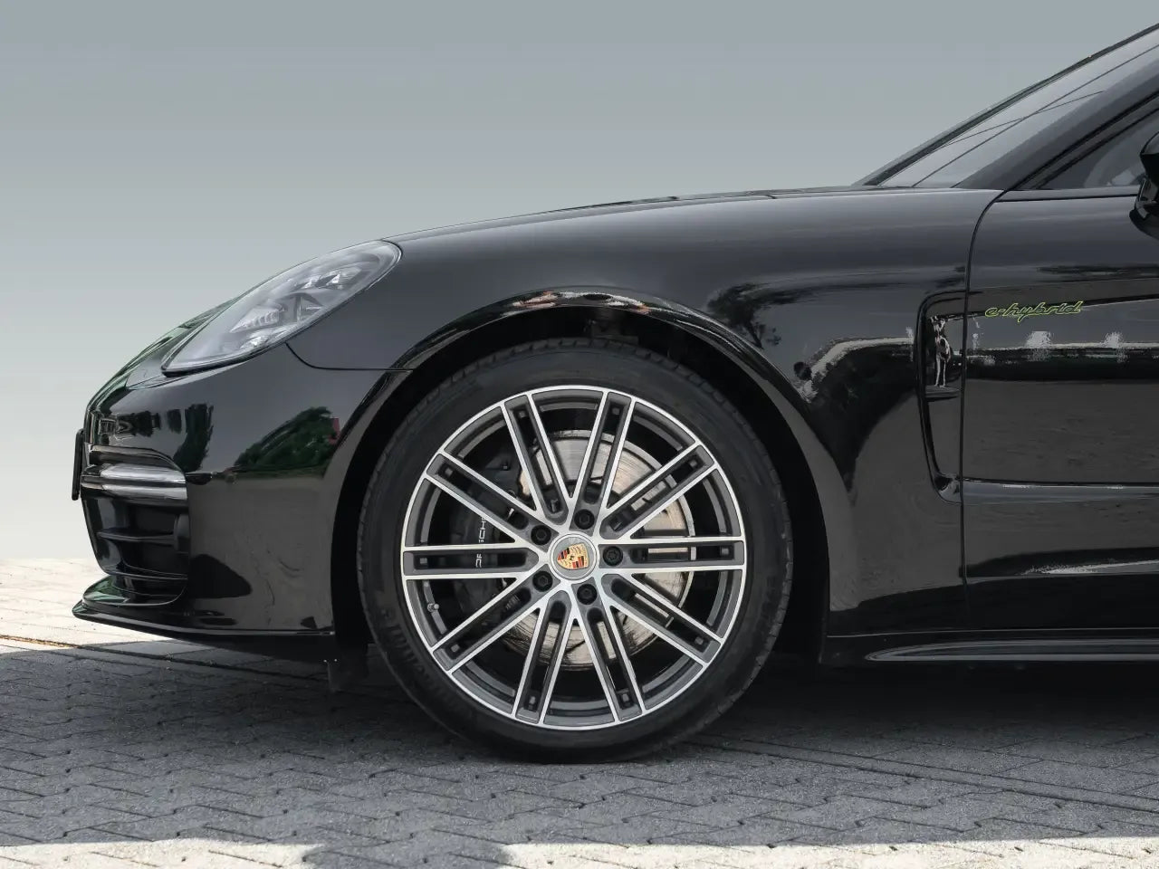 Porsche Panamera 4 E-Hybrid Sport Turismo - Samsaru's Car Outlet