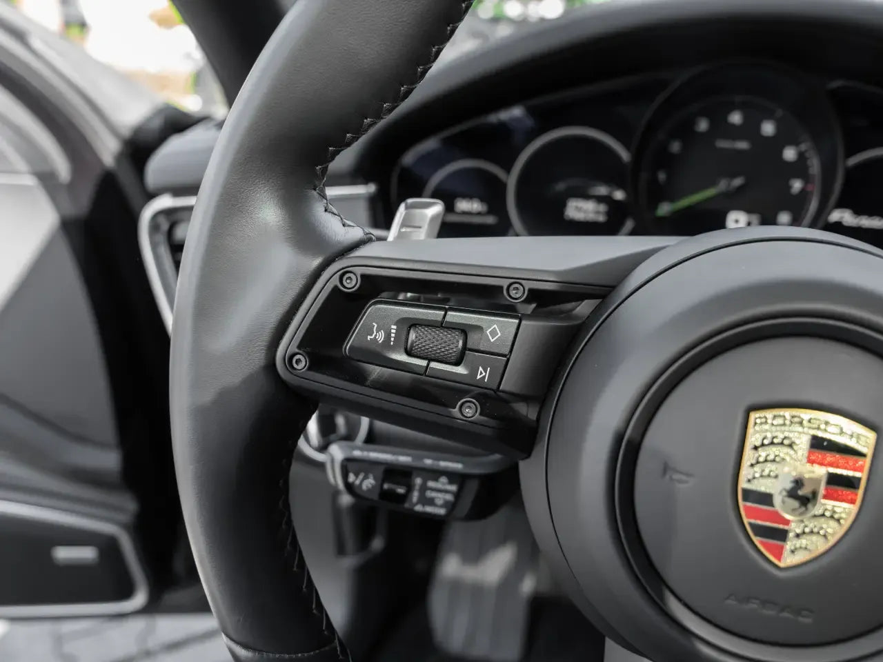 Porsche Panamera 4 E-Hybrid Sport Turismo - Samsaru's Car Outlet