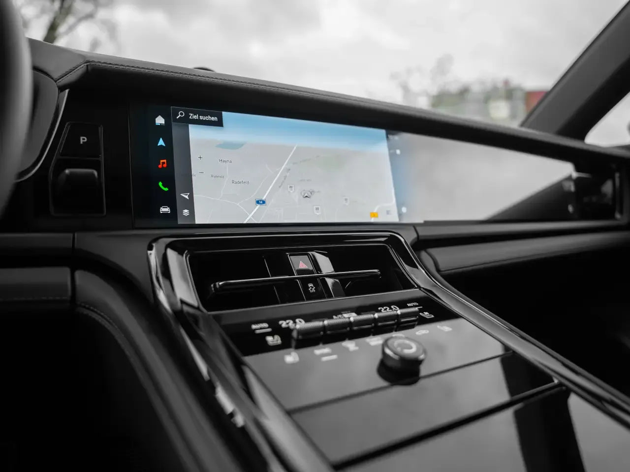 Porsche Panamera 4 E-Hybrid - Samsaru's Car Outlet