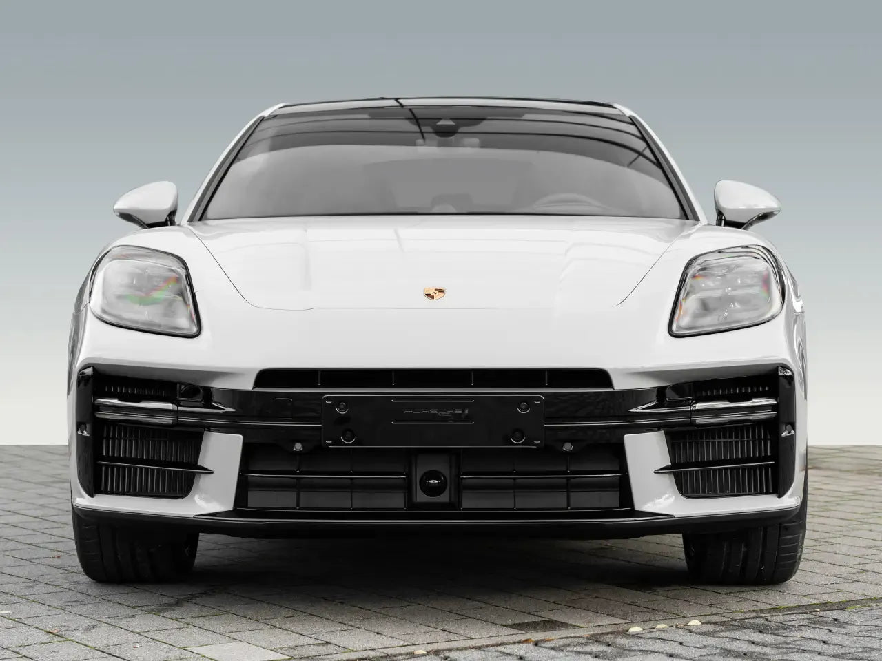Porsche Panamera 4 E-Hybrid - Samsaru's Car Outlet