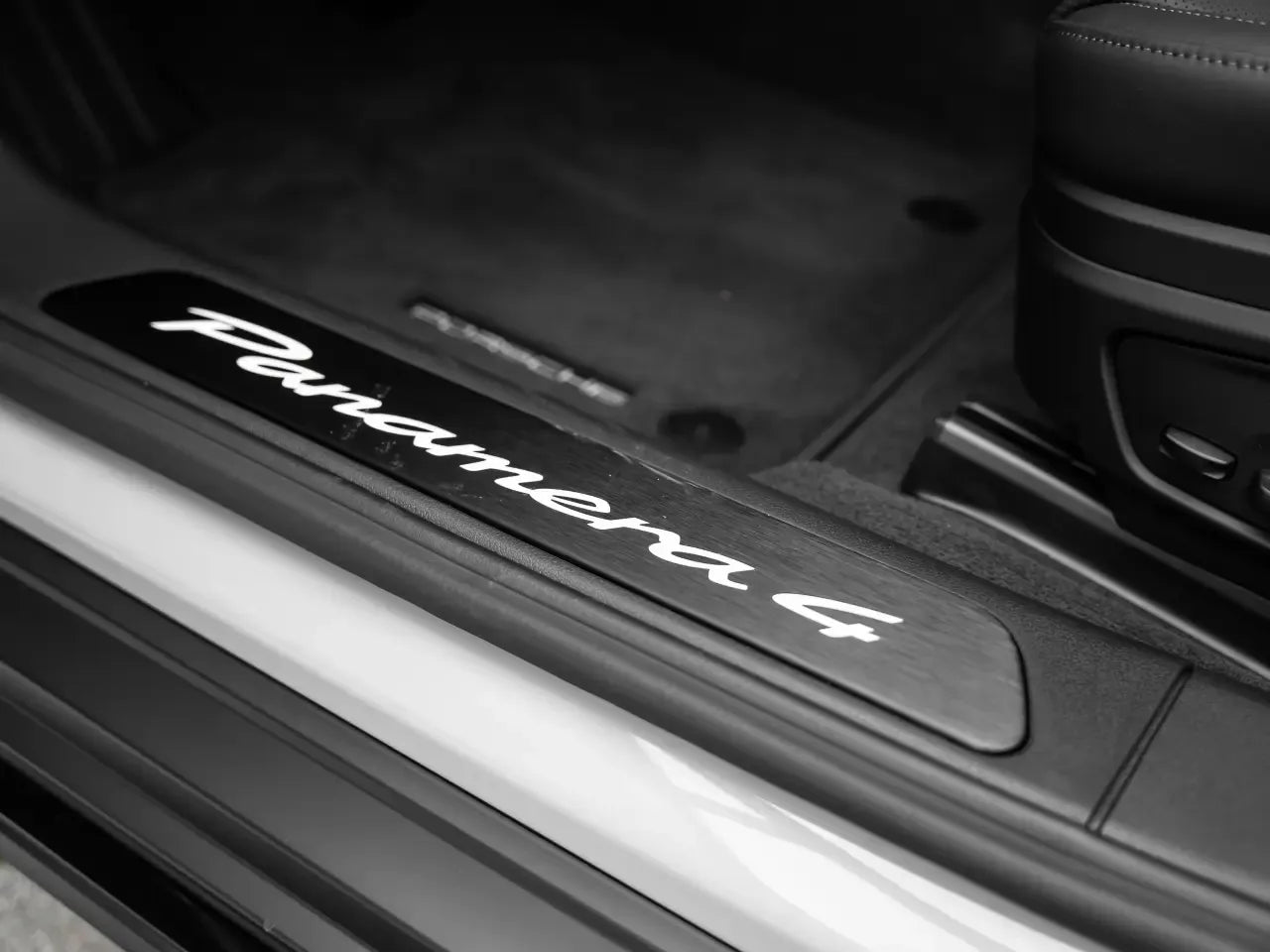 Porsche Panamera 4 E-Hybrid - Samsaru's Car Outlet