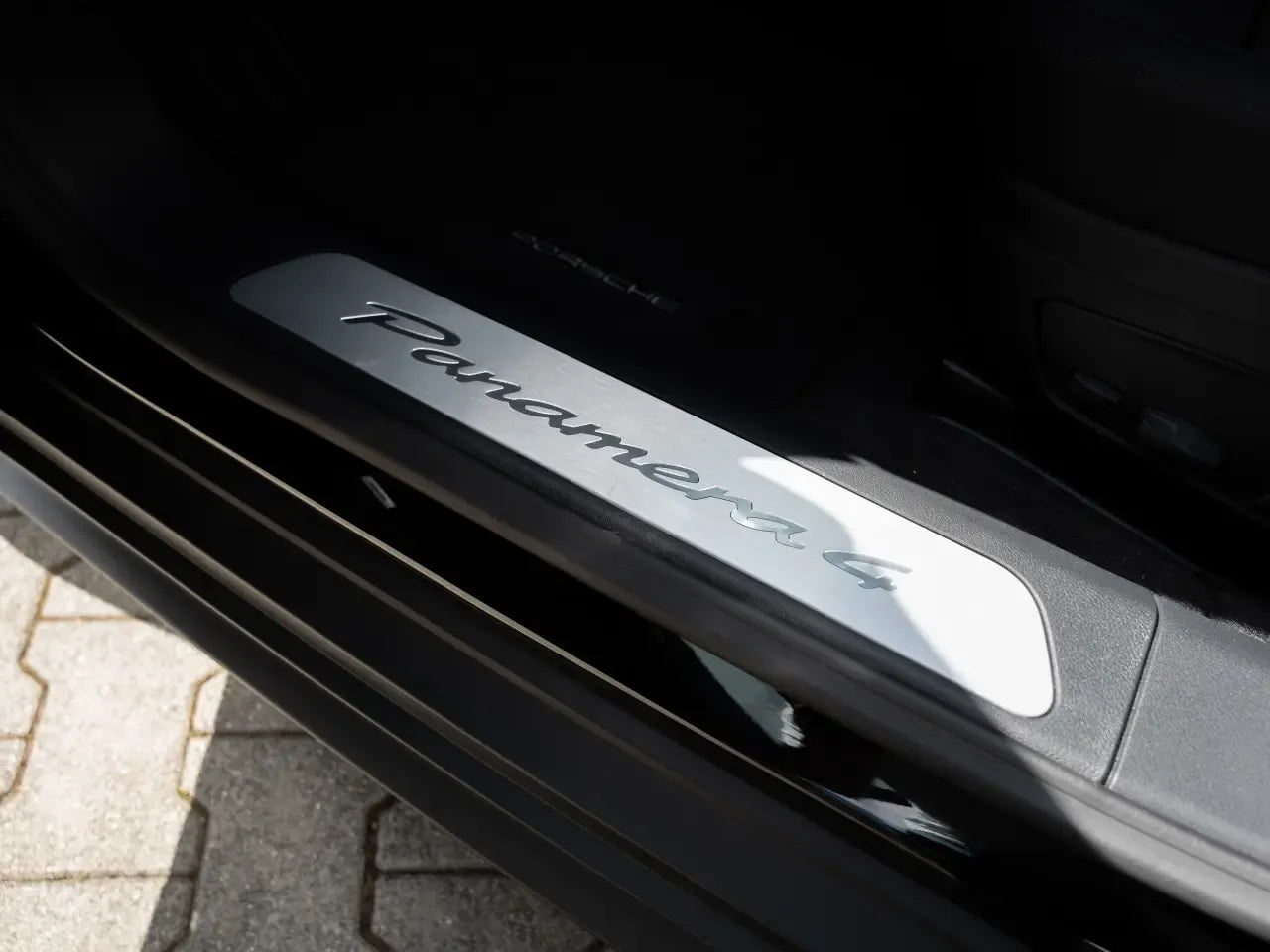 Porsche Panamera 4 - Samsaru's Car Outlet