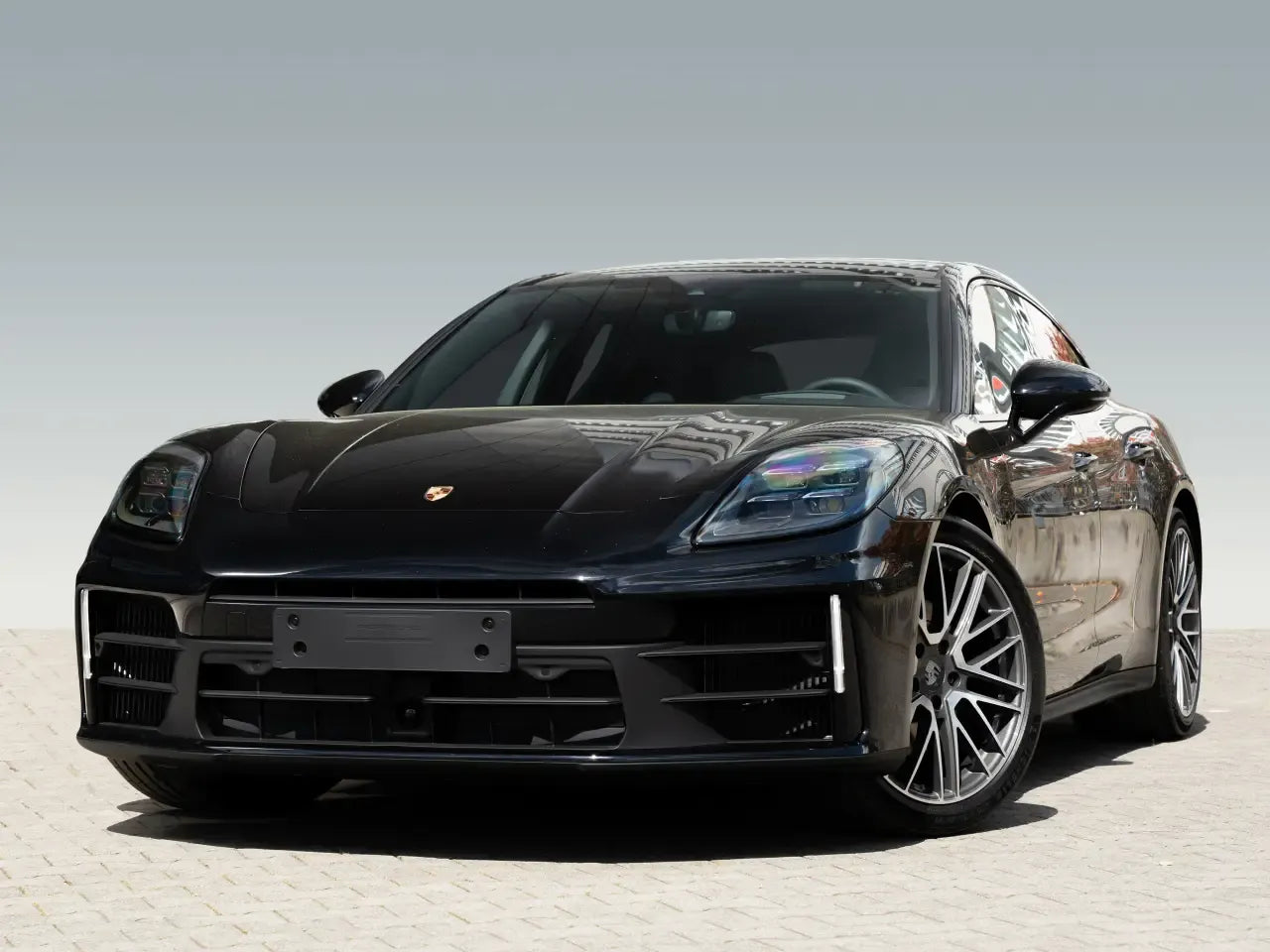 Porsche Panamera 4 - Samsaru's Car Outlet