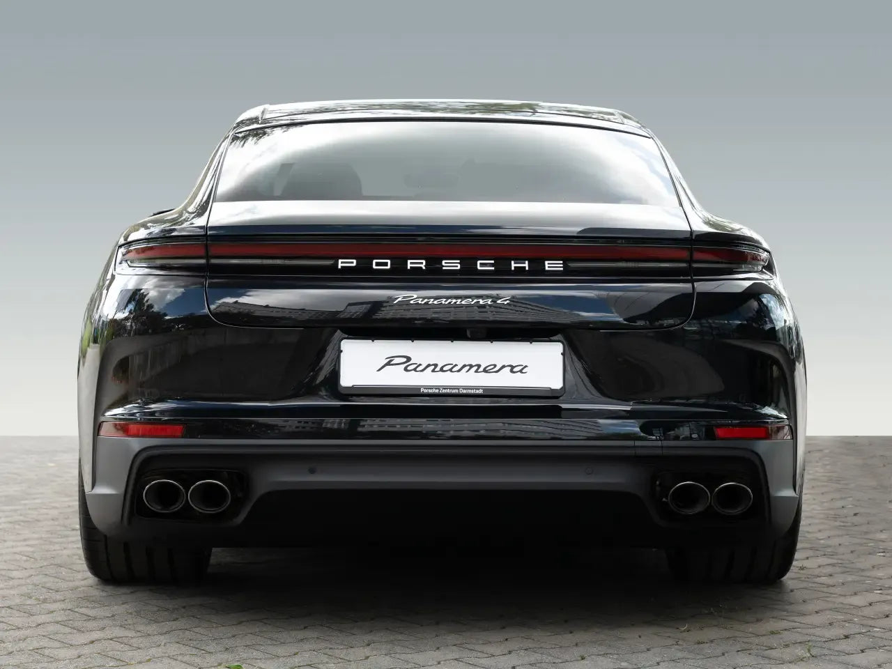Porsche Panamera 4 - Samsaru's Car Outlet