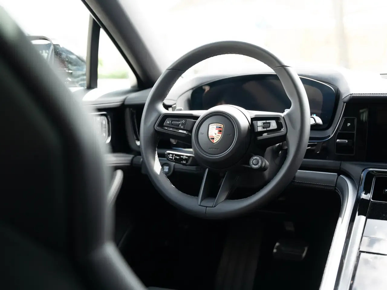 Porsche Panamera 4 - Samsaru's Car Outlet