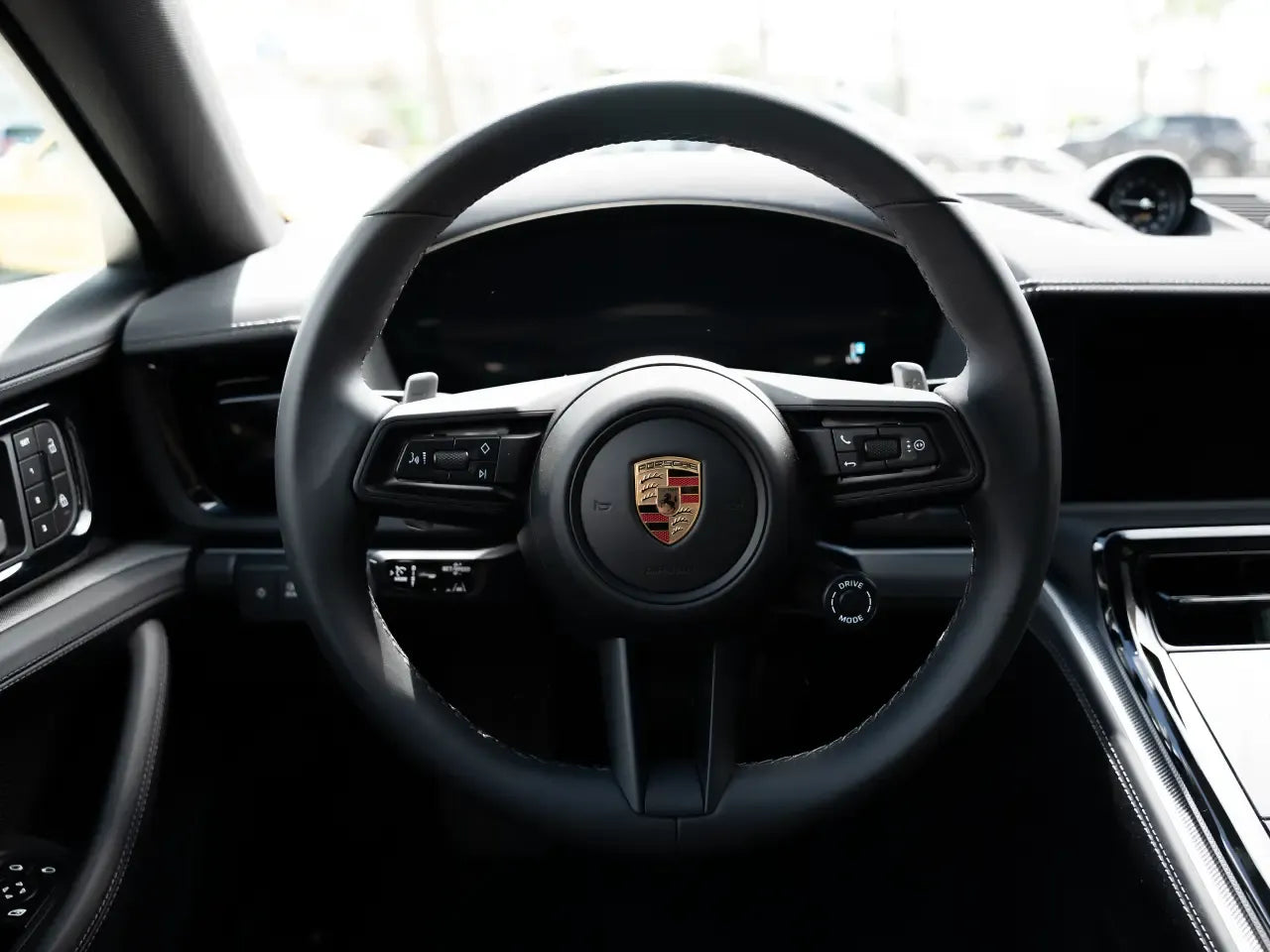 Porsche Panamera 4 - Samsaru's Car Outlet