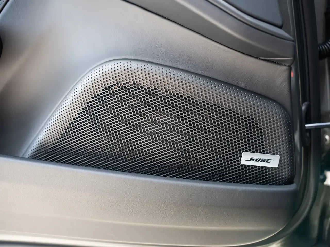 Porsche Panamera 4S E-Hybrid - Samsaru's Car Outlet
