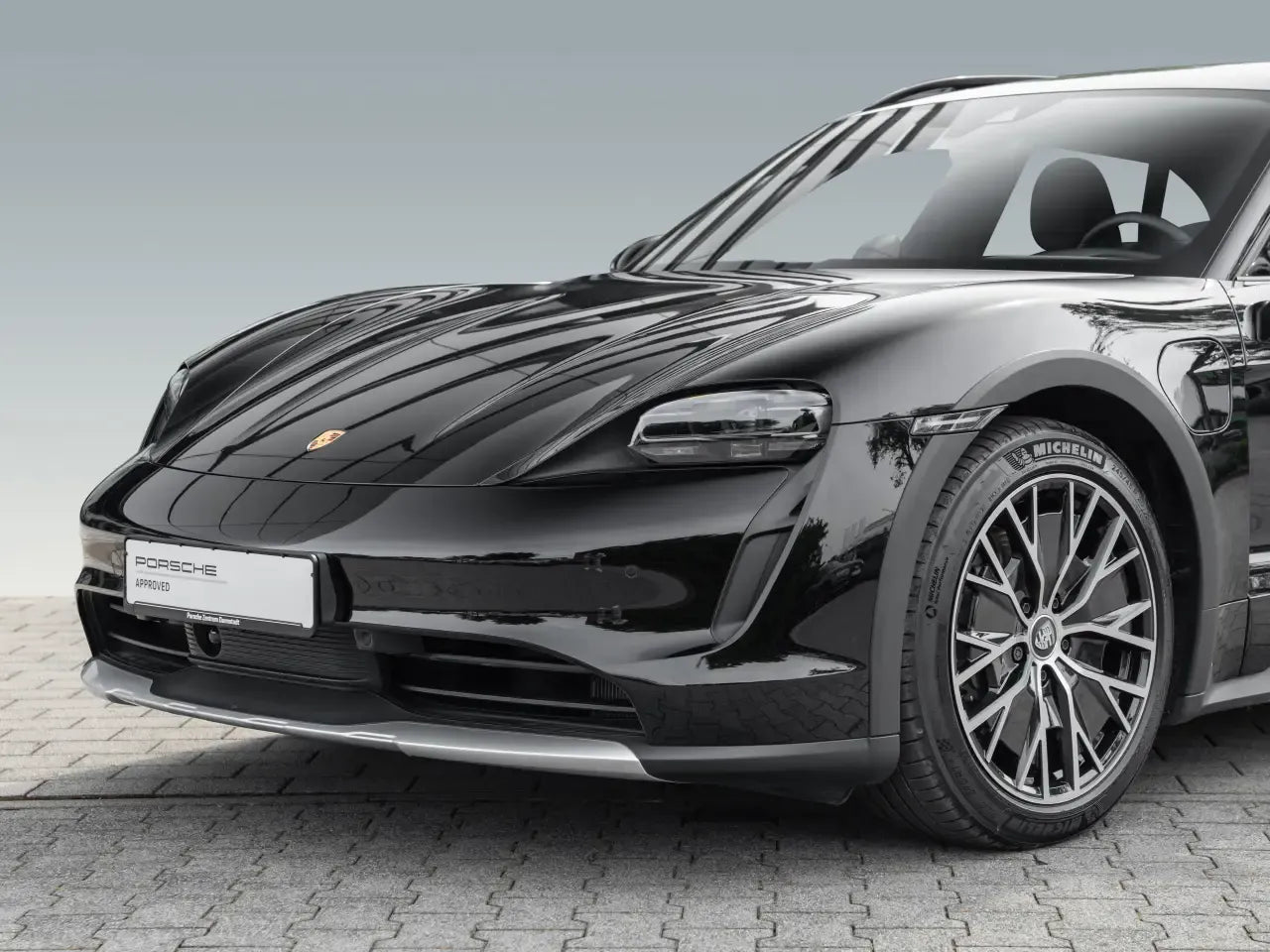 Porsche Taycan 4 Cross Turismo - Electric - Samsaru's Car Outlet